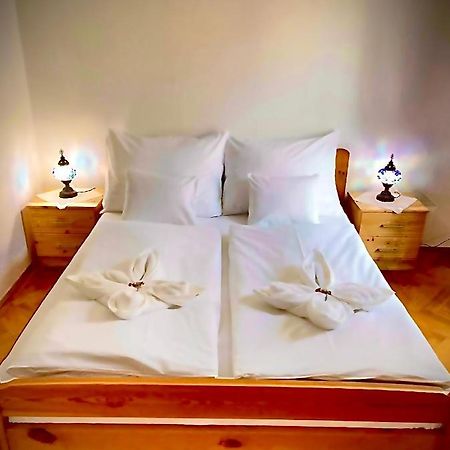 Green Apartman Eger Eksteriør billede